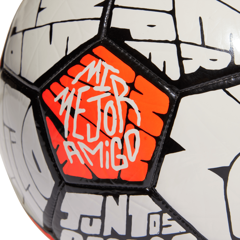 ADIDAS BALL SOCCER CLUB MESSI WHT/ORG (AW22)