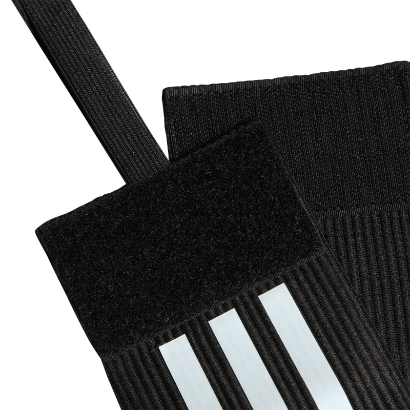 ADIDAS ARMBAND TIRO CAPTAIN BLACK/WHITE (AW25)